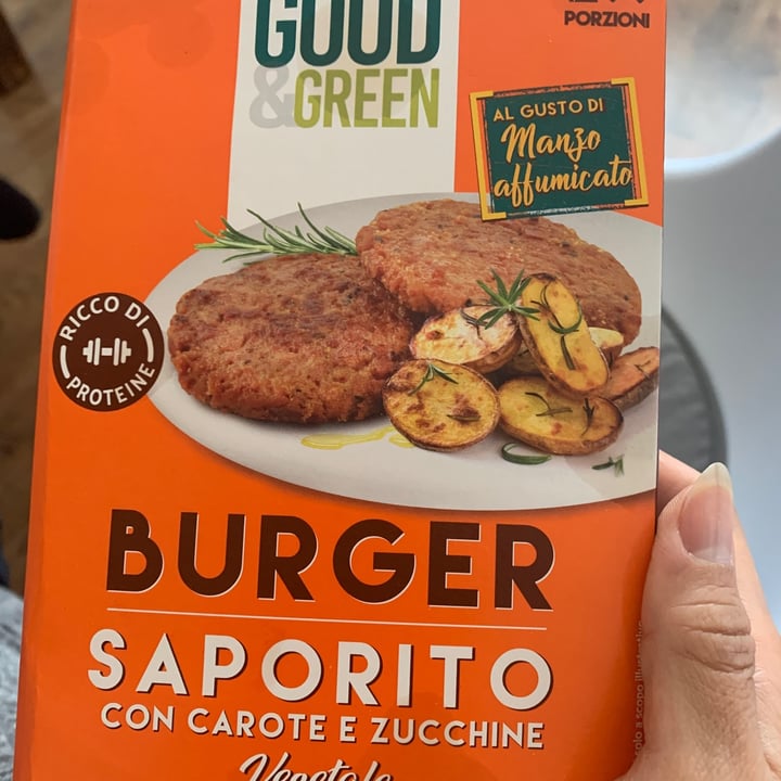 review photo of Good & Green Burger saporito con carote e zucchine shared by @catortorella on 27 May 2022 - review