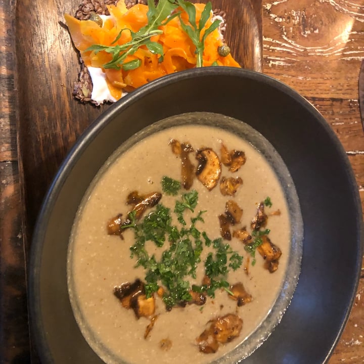 review photo of Alchemy Mushroom Soup shared by @veganismymiddlename on 10 Jul 2022 - review