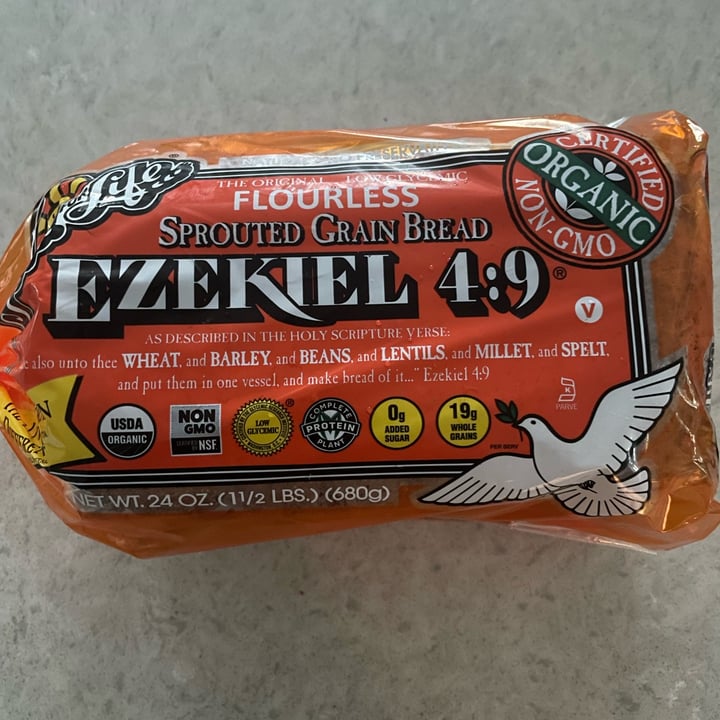 photo of Food For Life Ezekiel 4:9 Sprouted Whole Grain Loaf shared by @veg4n on  28 Oct 2021 - review
