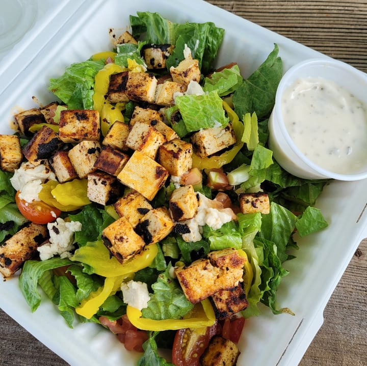 photo of Strong Hearts Cafe Buffalo Tofu Salad shared by @byobottlesg on  27 Aug 2021 - review