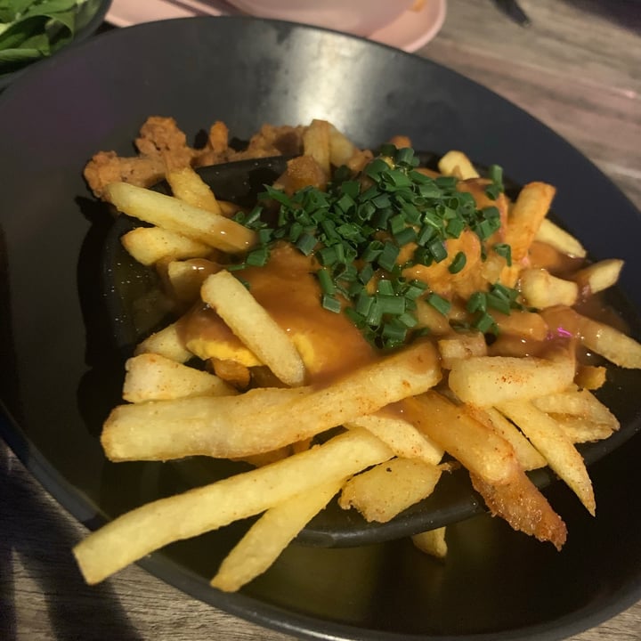 photo of Good Love Poutine shared by @cnnna on  31 Jan 2021 - review