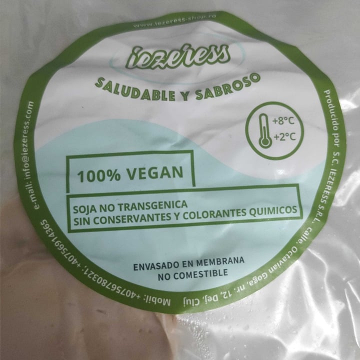 review photo of Iezeress Mortadela vegetal shared by @karopaoli on 22 Sep 2021 - review