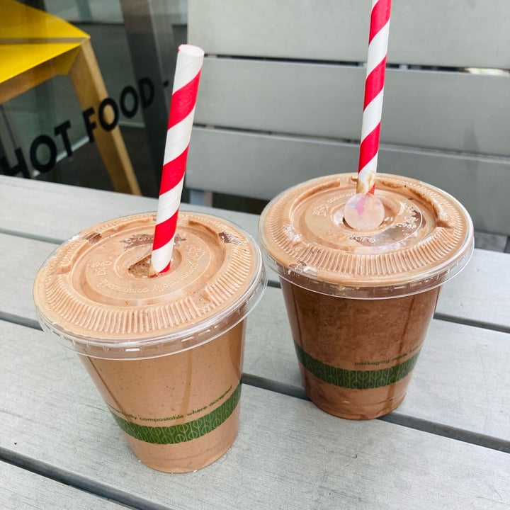 photo of Picnic Peanut Power Smoothie shared by @katelouisepowell on  11 Aug 2022 - review