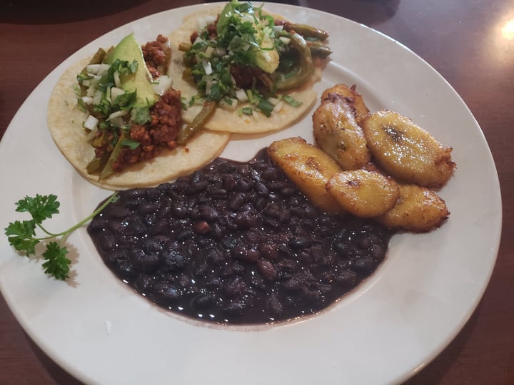 photo of Salsa a la Salsa Soy Chorizo tacos & nopales shared by @stefgrill on  08 May 2018 - review