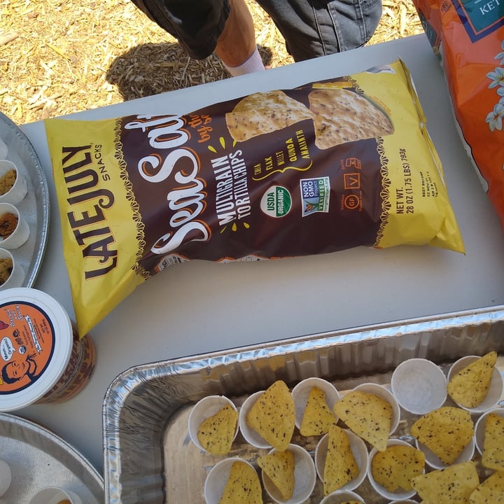 photo of Late July Snacks Sea Salt by the seashore Multigrain Tortilla Chips shared by @amiiiiiinnnnah on  20 Jun 2021 - review