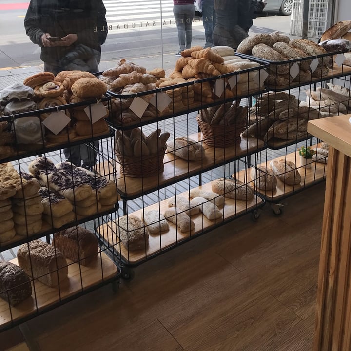 review photo of Le Panem Nut puff shared by @francescachina on 08 Oct 2021 - review