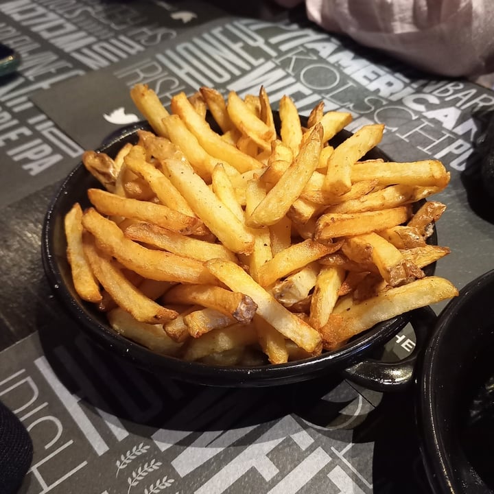 photo of The Birra Lab Papas Fritas shared by @kndyd on  16 Jun 2022 - review