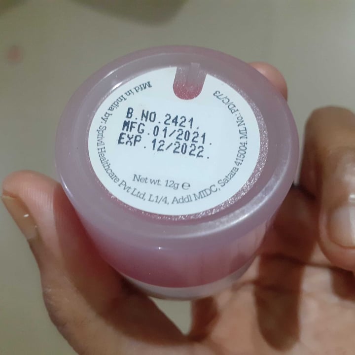 photo of Candy melts Plum Candy Melts - Red Velvet Love (Vegan Lip Balm) shared by @drupasanadatta on  07 May 2021 - review