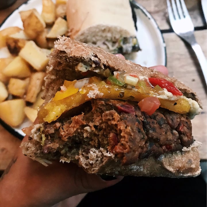 photo of Estilo Veggie Chori vegano shared by @secuatro on  20 May 2020 - review