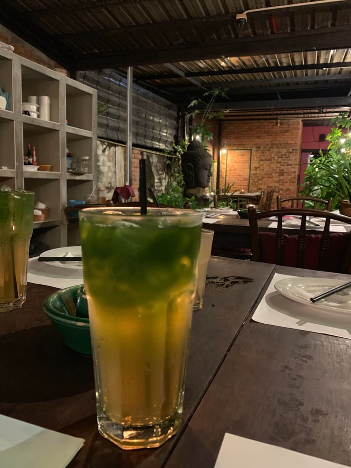 review photo of Bla Bla Bla Midin fried garlic (Sarawak Local Fern) and fried veggies shared by @daphling on 24 May 2019 - review