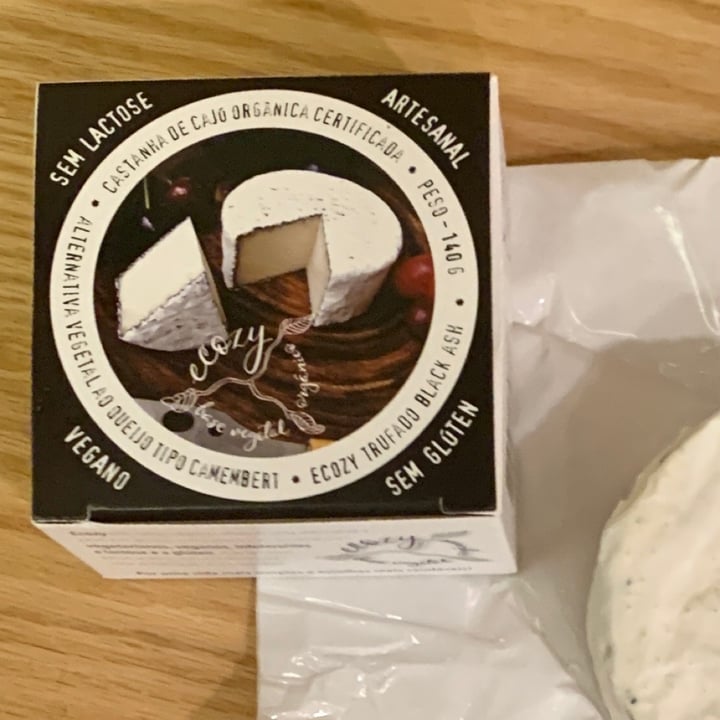 review photo of Ecozy Queijo Camembert shared by @lolario on 23 Jul 2021 - review