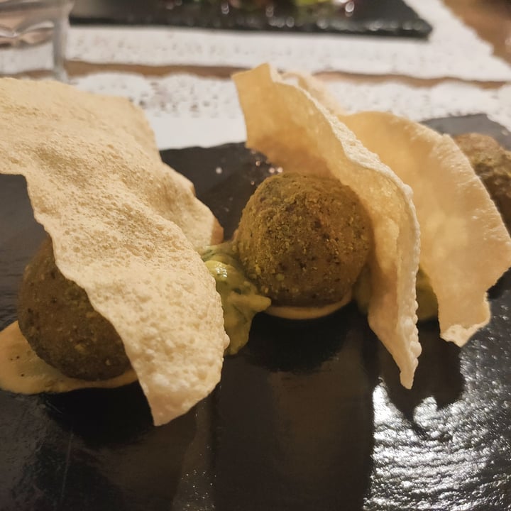 photo of Prato di Sopra Polpette di tempeh su guacamole con chips shared by @moonshade on  20 Mar 2022 - review