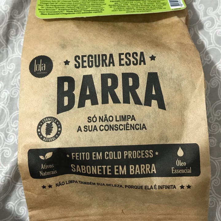 photo of Lola Cosmetics sabonete em barra Vegano shared by @vanpennylane on  08 May 2022 - review