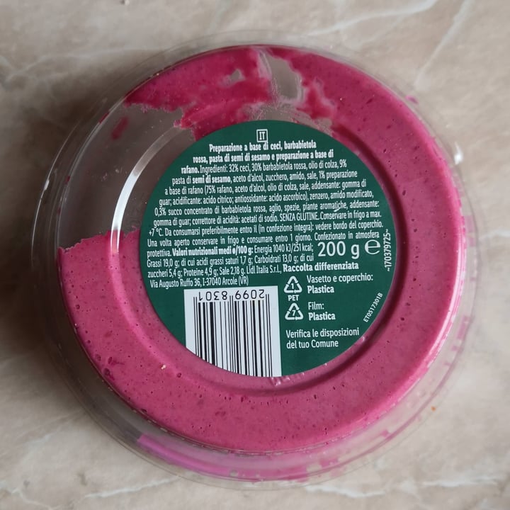 review photo of Vemondo Hummus con Barbabietola Rossa shared by @saragoldoni on 18 Jun 2022 - review