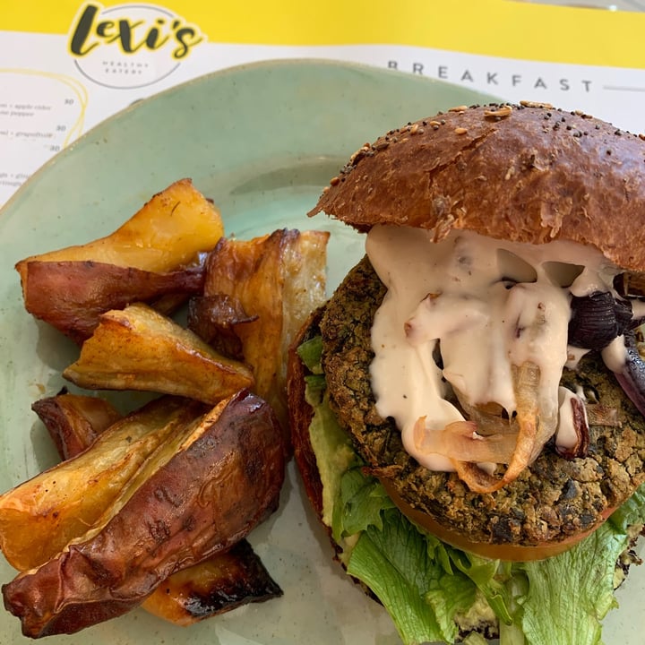 photo of Lexi's Healthy Eatery Warrior Burger shared by @ripple on  15 Jul 2021 - review