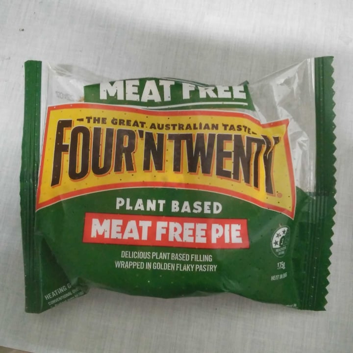 photo of Patties Brands Meat free pie shared by @veganadam on  03 Jun 2020 - review