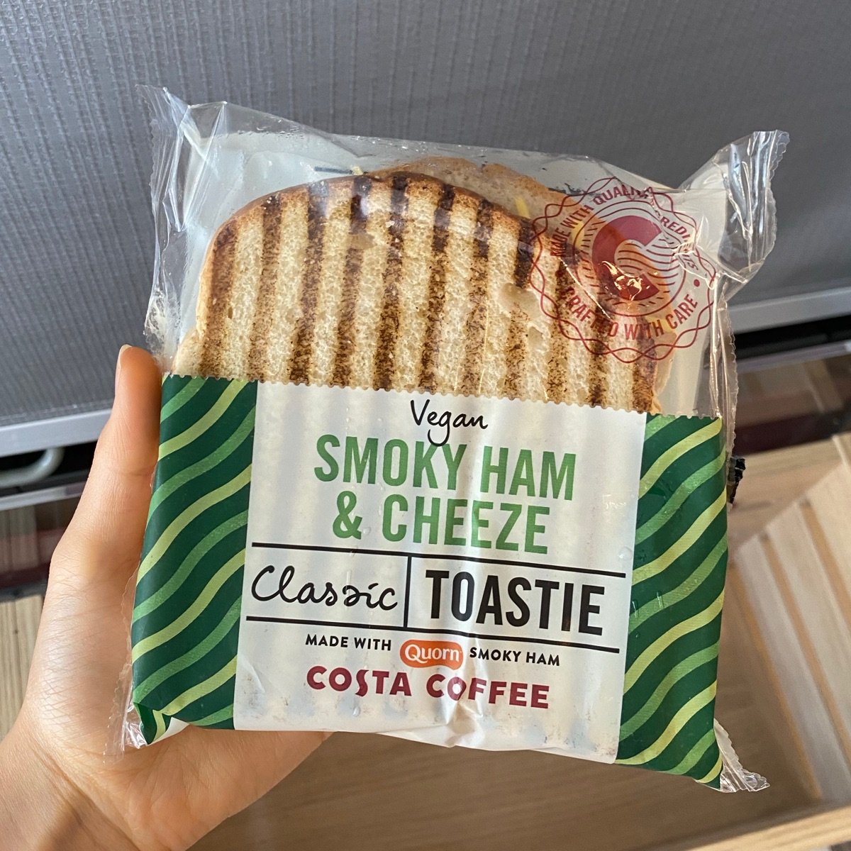 Costa Coffee Smokey ham & cheeze toastie Reviews abillion