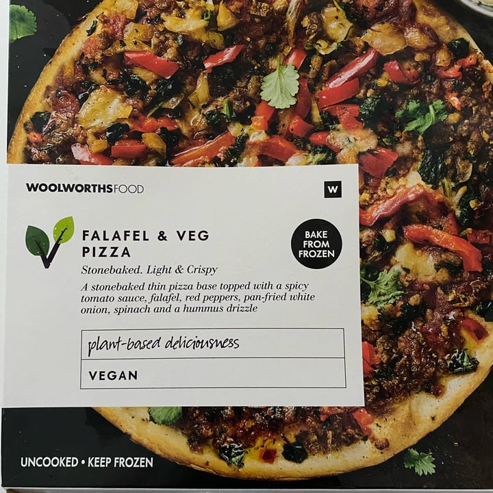 review photo of Woolworths Food Falafel & veg pizza shared by @lindybeukes60 on 07 Aug 2022 - review