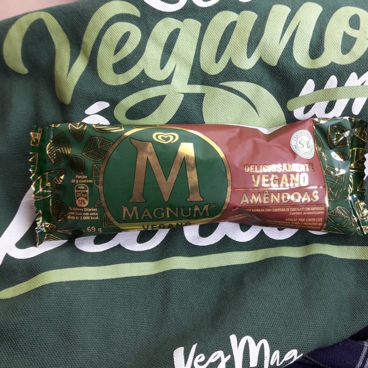 photo of Magnum Vegano De Amêndoas shared by @mtoth on  22 Aug 2021 - review