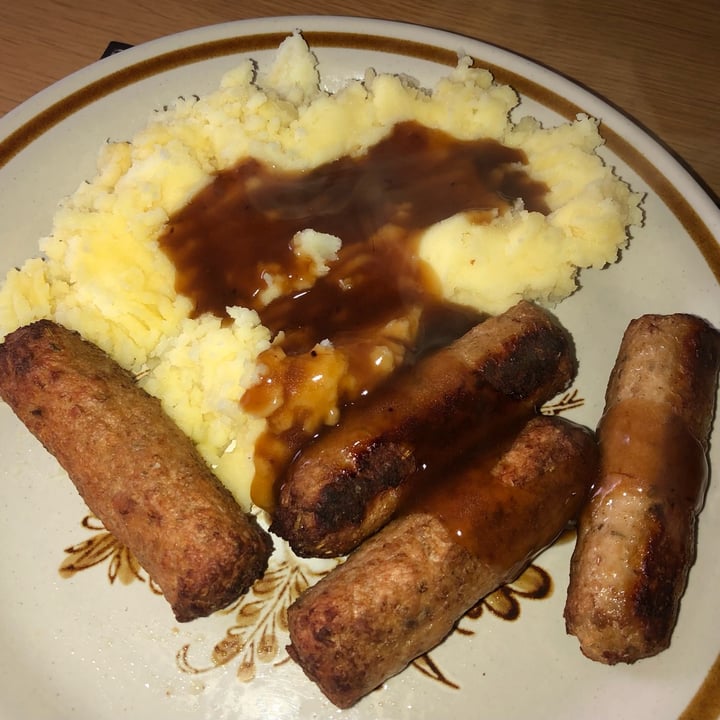 photo of Tesco Plant Chef 6 herby bangers shared by @esmehart on  20 May 2022 - review
