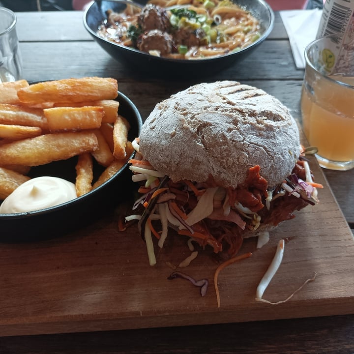 photo of SOIL VEGAN CAFE Pulled BBQ Burger shared by @owenmcl on  06 Nov 2022 - review