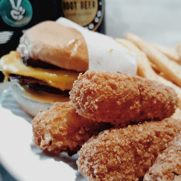review photo of Veg and Go Jr Zen Burger shared by @vgn81 on 14 Apr 2021 - review