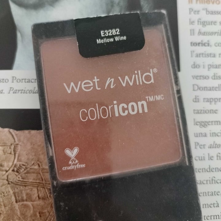 review photo of Wet n Wild Beauty Blush Colorincon shared by @lotusflowers on 17 Jan 2022 - review