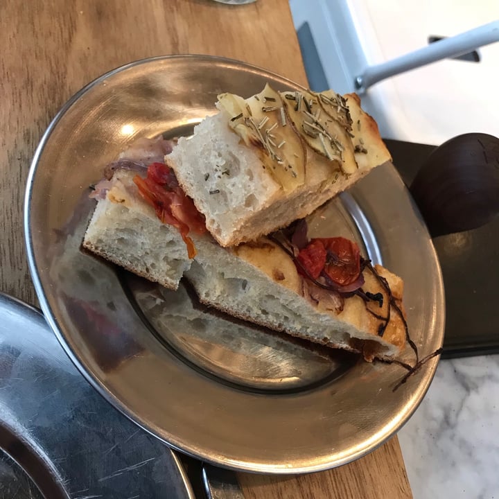 photo of CASA NUEZA Focaccia shared by @lusomoza on  23 Jun 2021 - review
