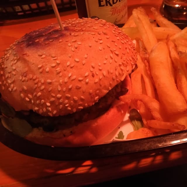 Foto del plato “Rocket burger”