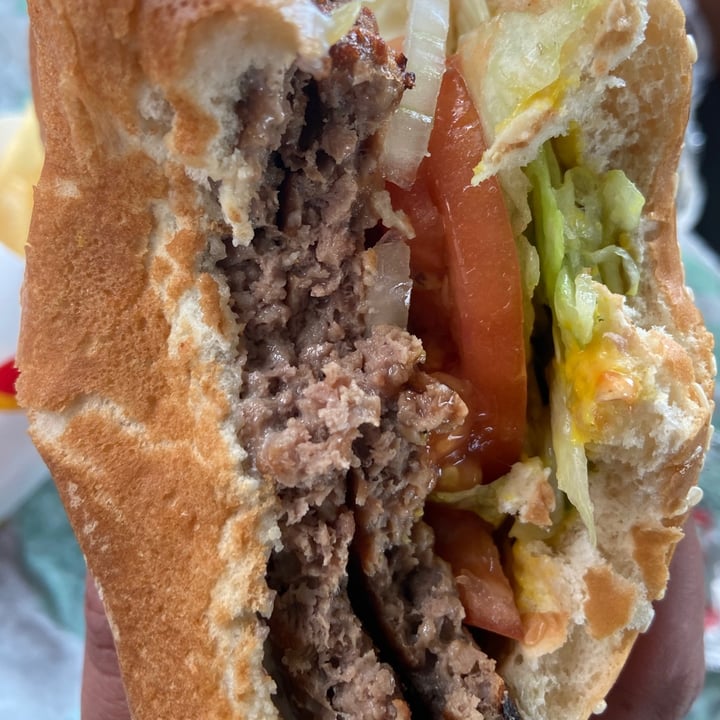 review photo of Burger King Impossible Whopper shared by @veganaiolilife on 01 Jun 2020 - review