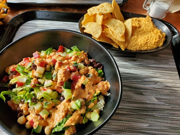photo of Covo BYO Bowl & Roasted Red Pepper Hummus shared by @smattguy on  19 Dec 2019 - review