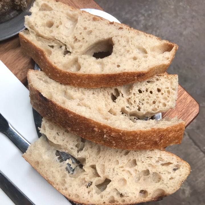 photo of Chuí Focaccia de masa madre a la leña shared by @sechague on  17 Oct 2021 - review