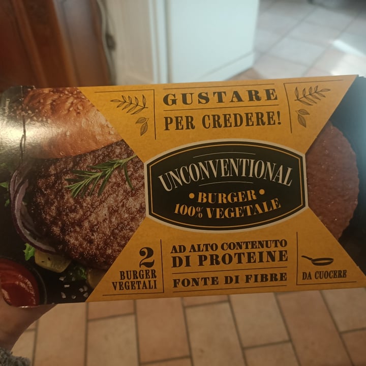 review photo of Unconventional Burger Vegetale Classico - Classic Burger shared by @lunacy on 07 Apr 2022 - review