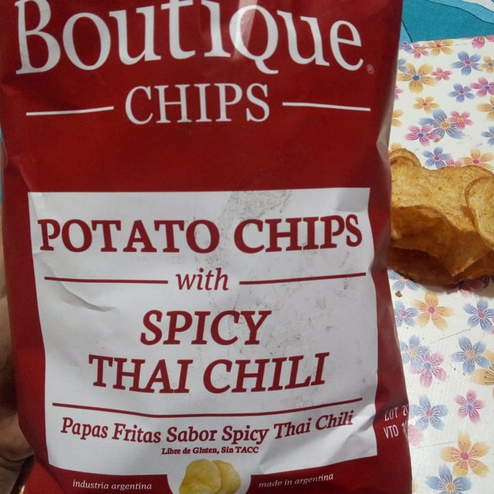 photo of Boutique Chips Company Papas Fritas Spicy  Thai Chili shared by @andreitapobre on  11 Feb 2021 - review