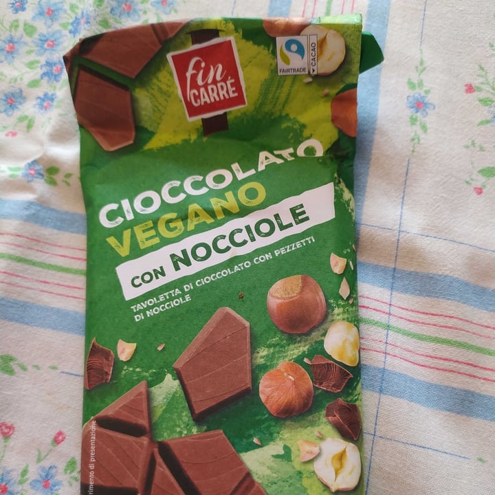 photo of Fin Carré Chocolate con avellanas troceadas shared by @mottina on  25 Mar 2022 - review