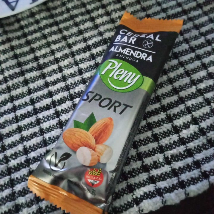 photo of Pleny Barra Sport Con Almendras shared by @flor-camilo on  15 Jan 2022 - review