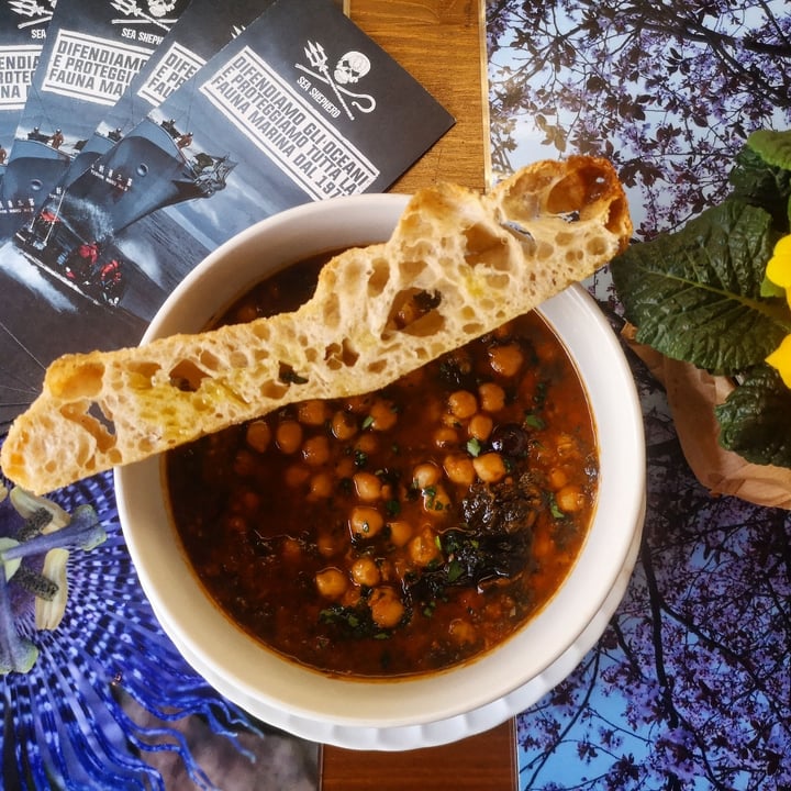review photo of Fonderia Gastro Bistrot Guazzetto di ceci alle alghe olive taggiasche e peperoncino shared by @matteorussochef on 19 Feb 2022 - review