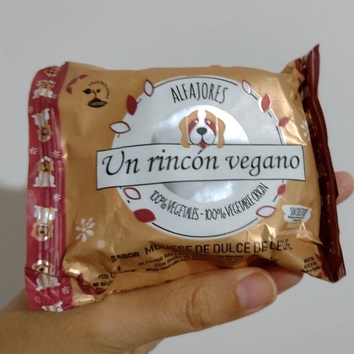 photo of Un Rincón Vegano Alfajor sabor Mousse de Dulce de Leche shared by @barbivll on  22 Feb 2022 - review
