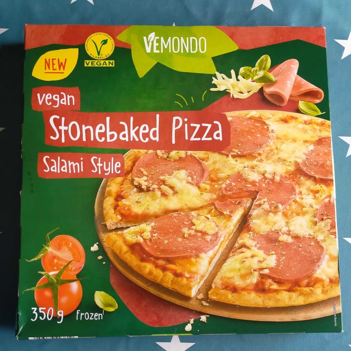 photo of Vemondo Vegan Stonenbaked Pizza Salami Style shared by @noevegan on  28 Jan 2022 - review
