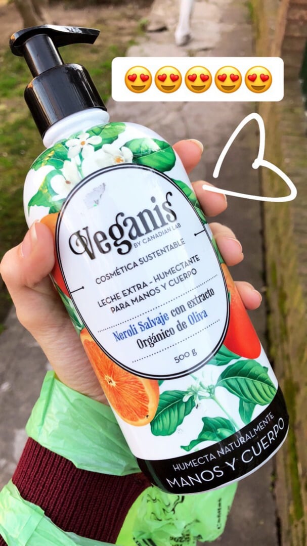 review photo of Veganis LECHE EXTRA HUMECTANTE PARA PIERNAS Y CUERPO Pera Silvestre & Macadamia con extracto Orgánico de Oliva shared by @tinidominguez on 24 Nov 2019 - review
