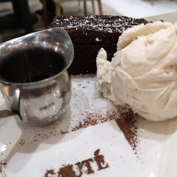 photo of Flavours by Saute Brownie With Gula melaka shared by @raffymabanag on  25 Feb 2021 - review