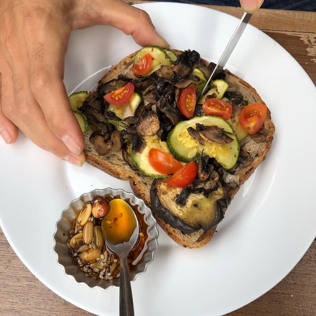 Photo du plat “Grilled Veggies Toast”