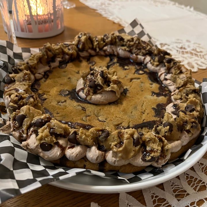 photo of Cinnaholic Victoria Cookie Cake shared by @ecoveg on  01 Oct 2022 - review