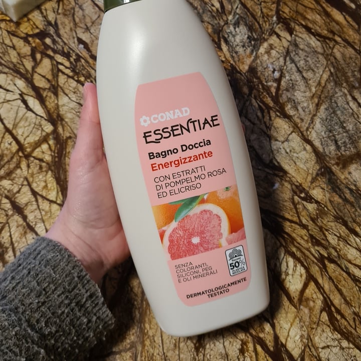 review photo of Conad Essentiae Bagno Doccia Energizzante shared by @valeinwonderland on 15 Apr 2022 - review