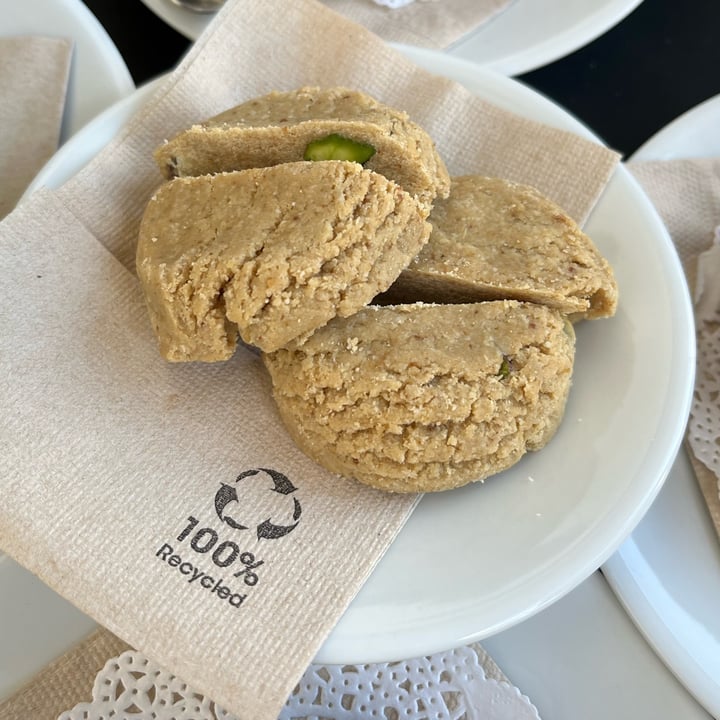 photo of Cortese Café 900 Cookies raw zenzero e pistacchio shared by @anto990 on  23 Jan 2022 - review
