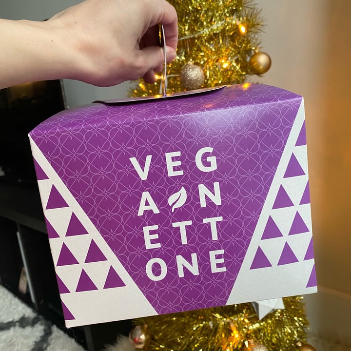 review photo of Mindful Bites Chocolate Panettone Veganettone shared by @marshallmarzia on 08 Dec 2021 - review