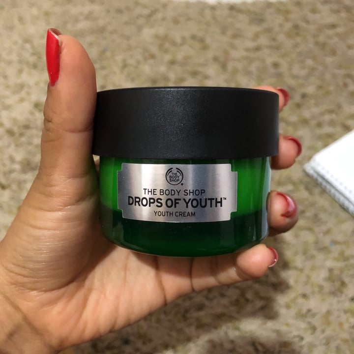photo of The Body Shop Drops of Youth - Youth Cream shared by @alinerequena on  05 Sep 2021 - review