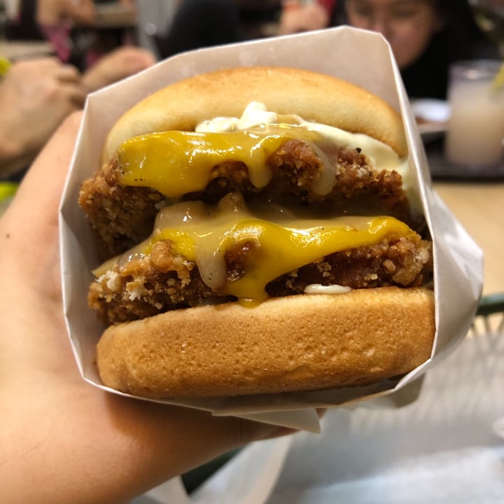photo of Veggie Dojo Marvellous Mushroom Double Cheeseburger shared by @miriamy on  29 Jun 2020 - review