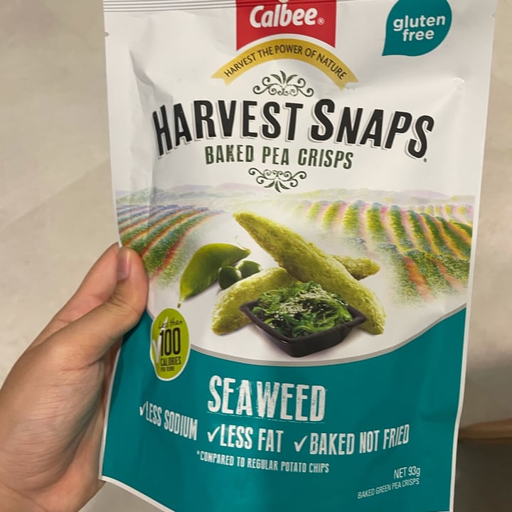review photo of Calbee Harvest Snaps Baked Pea Crisps - Seaweed shared by @yiteng on 24 Nov 2021 - review