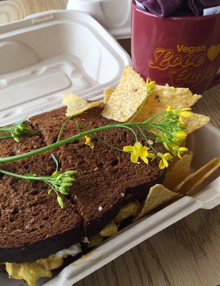 review photo of Love Cafe Curry chicken sandwich shared by @lisaw on 18 Dec 2019 - review